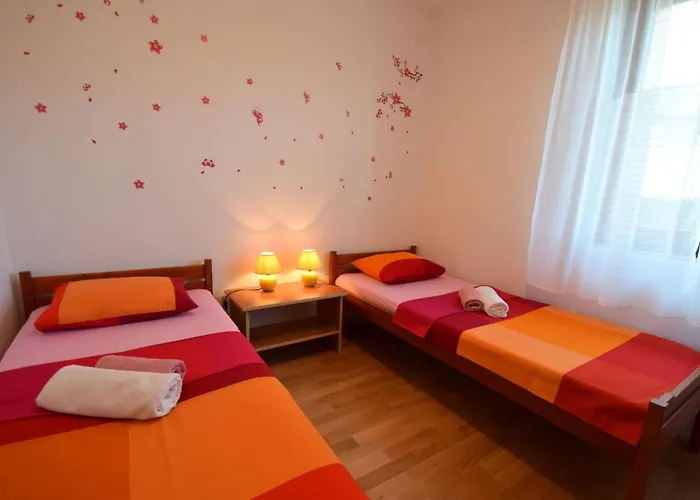 Zdenka By Interhome * Njivice