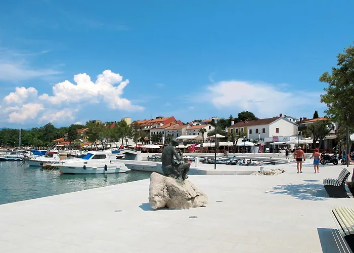 Zdenka By Interhome 奈维斯